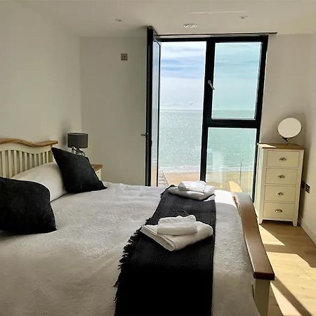 Sohot Stays Royal Sands Seaview Apt Free Parking Sleeps 4 رامْسْغيت المظهر الخارجي الصورة