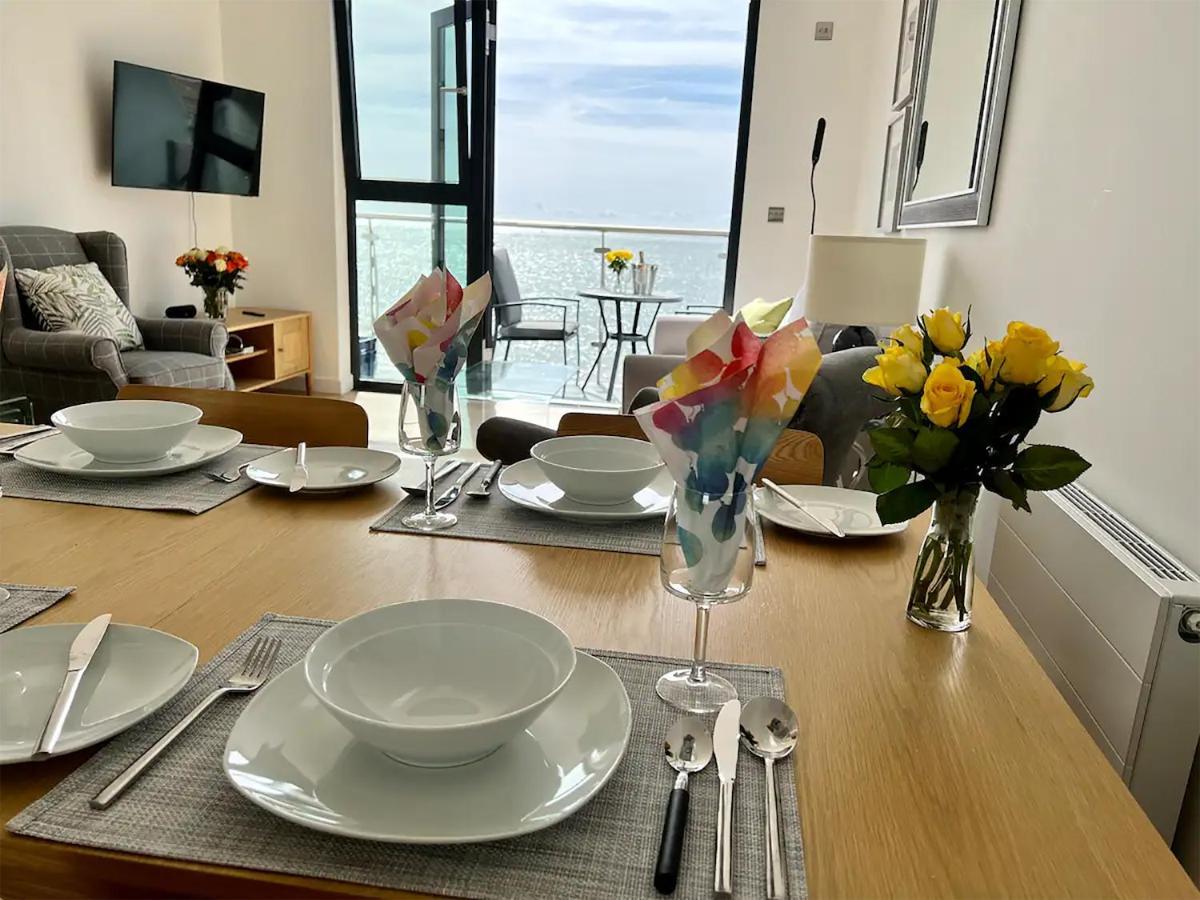 Sohot Stays Royal Sands Seaview Apt Free Parking Sleeps 4 رامْسْغيت المظهر الخارجي الصورة